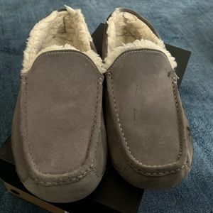 Gray Ugg Ascot Slippers